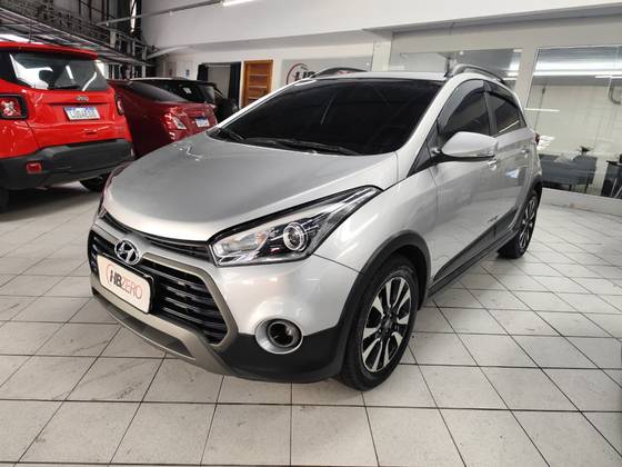 HYUNDAI HB20X 1.6 16V PREMIUM FLEX 4P AUTOMÁTICO